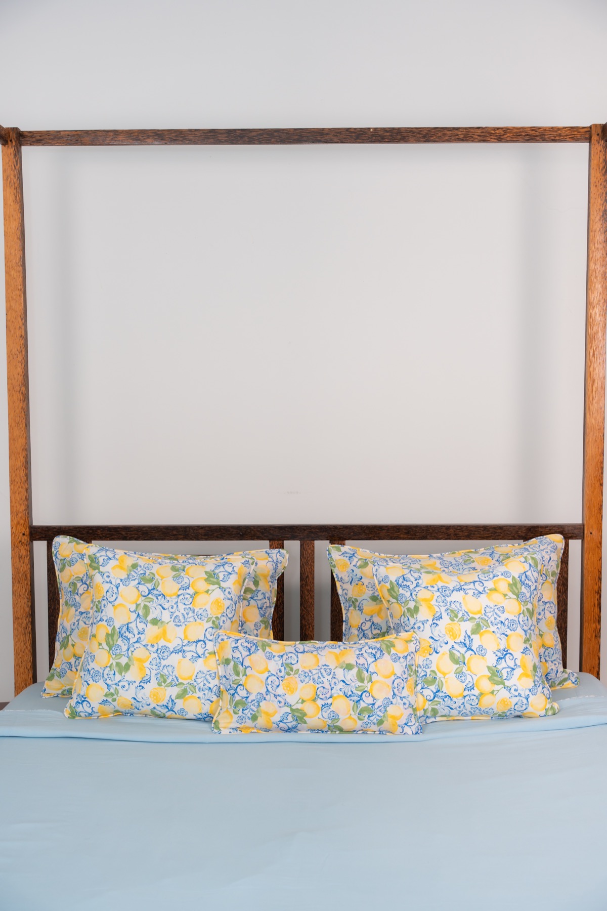 Lemon print bed pillows